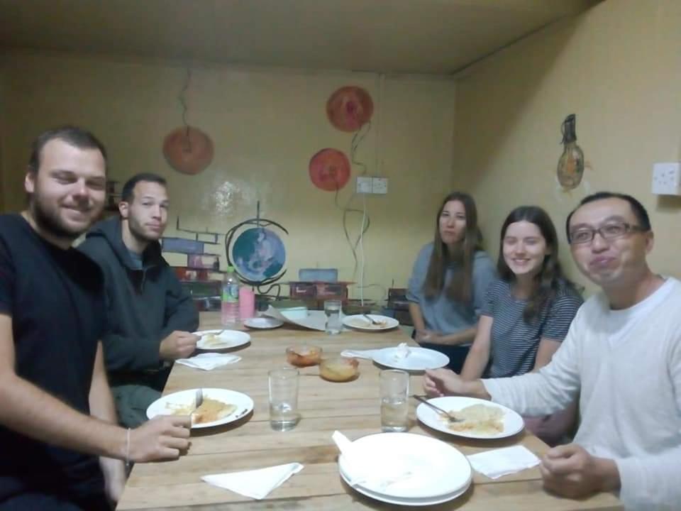 Leisure Nest Hostel Нувара-Элия Экстерьер фото