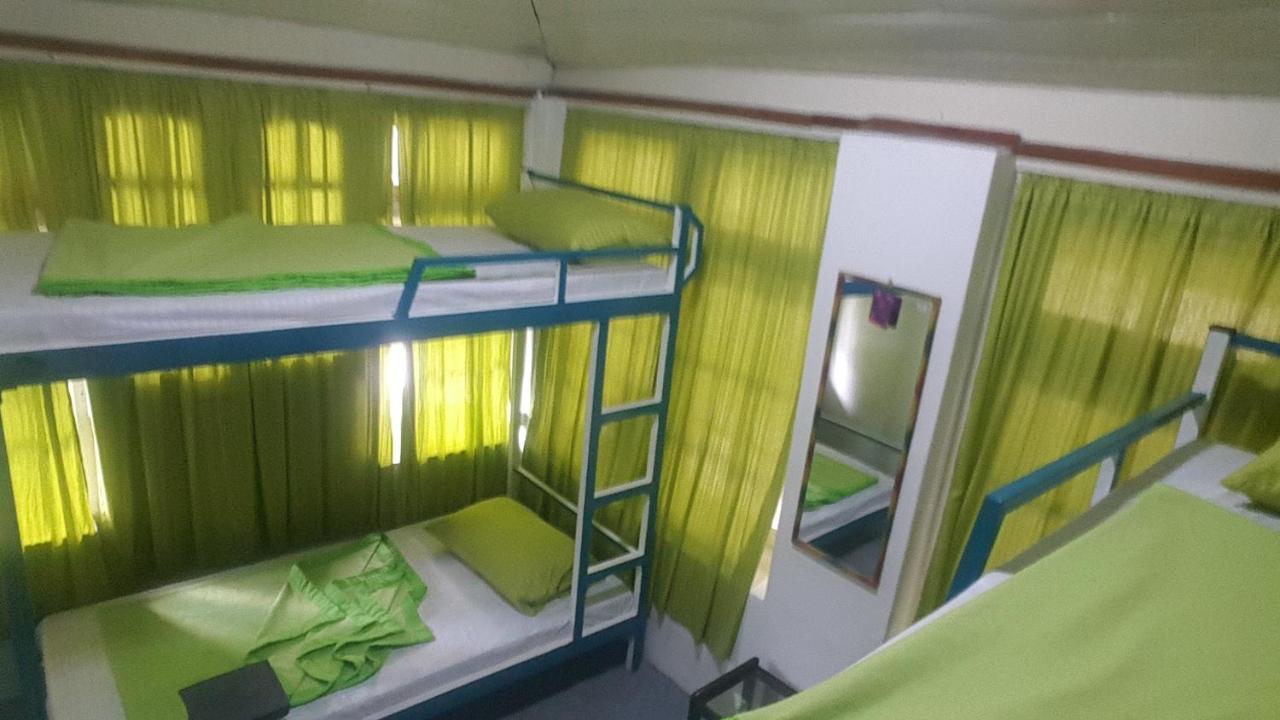 Leisure Nest Hostel Нувара-Элия Экстерьер фото